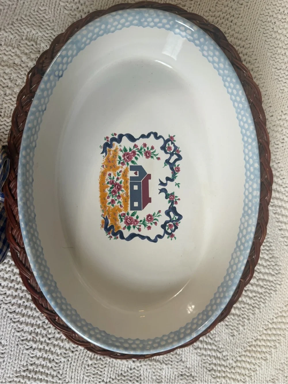 Vintage 1995 Teamson Ceramic Oval Casserole Dish with Wicker Basket Holder